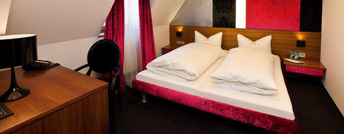 Schloss Zu 3*