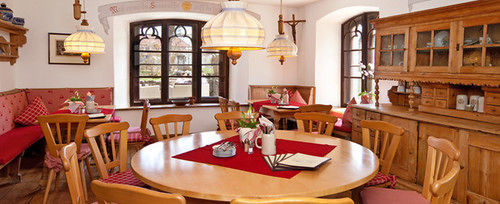 Schloss Zu 3*